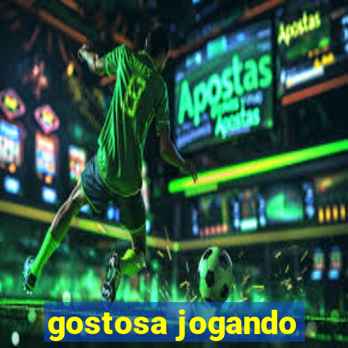 gostosa jogando