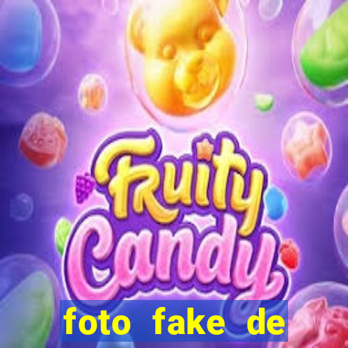foto fake de mulher no espelho